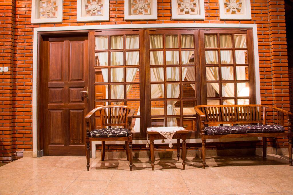 Ari La Homestay Убуд Екстериор снимка